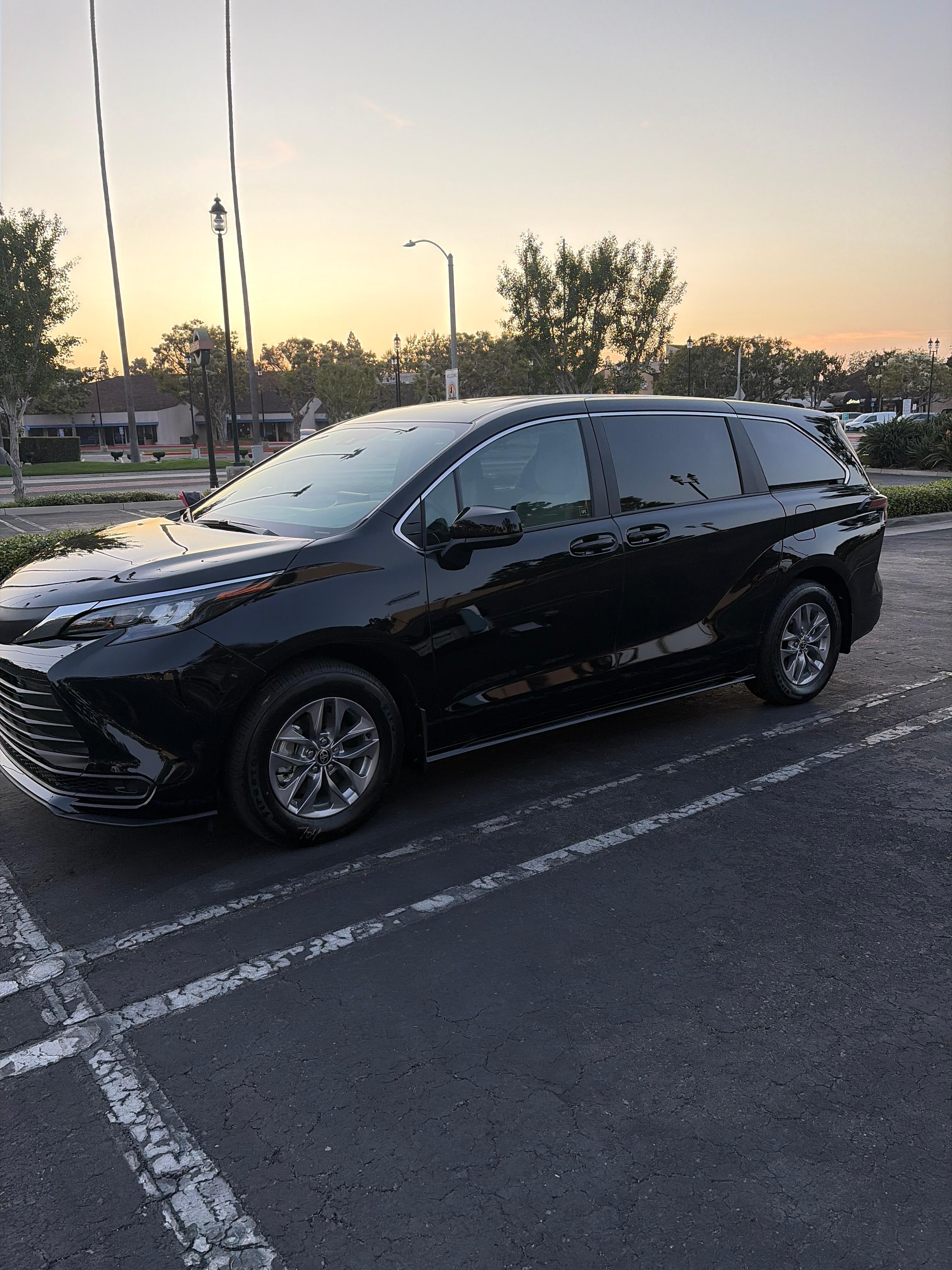 Toyota Sienna 2026 in Santa Ana, CA