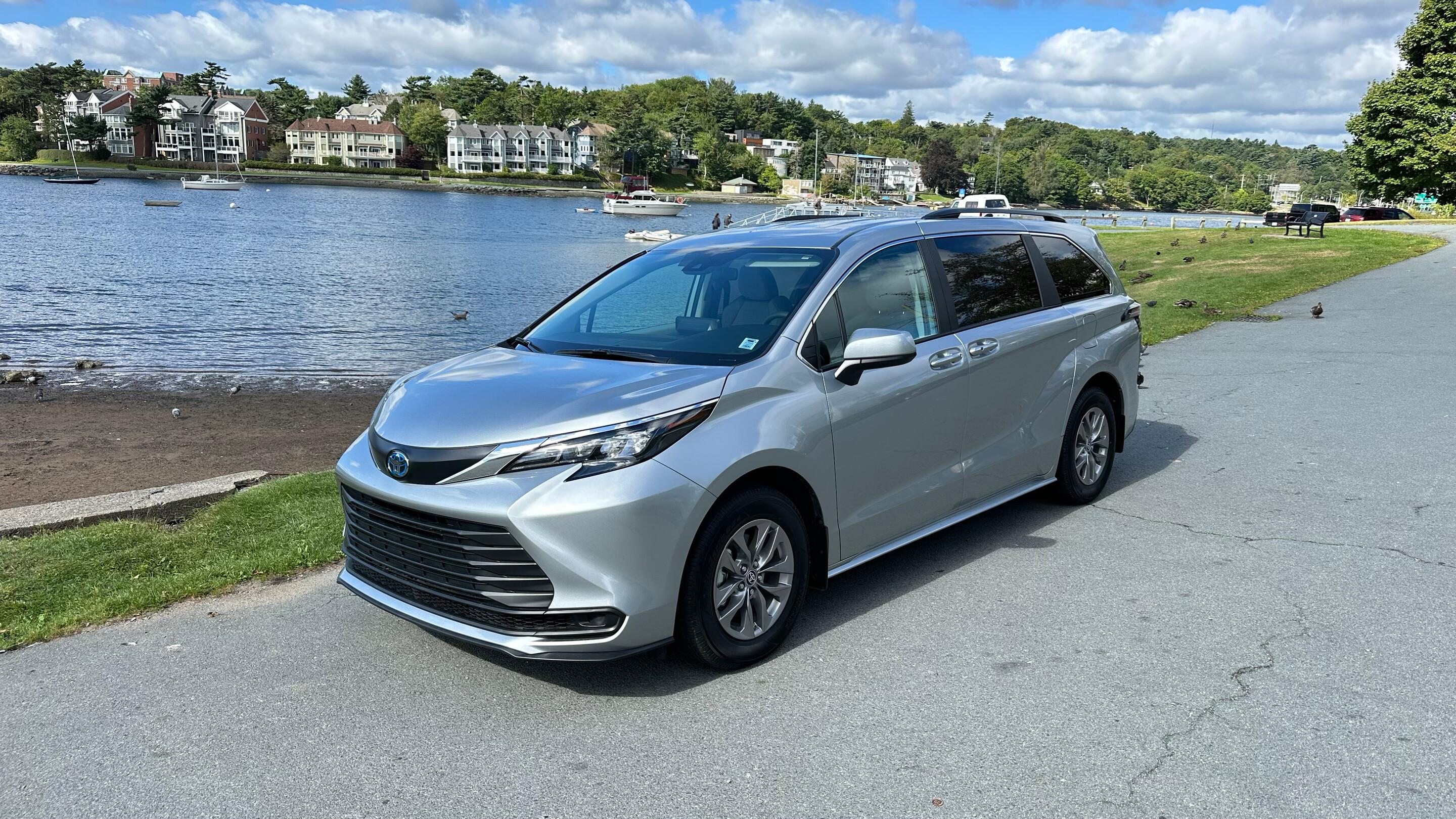 Toyota Sienna 2024 à 