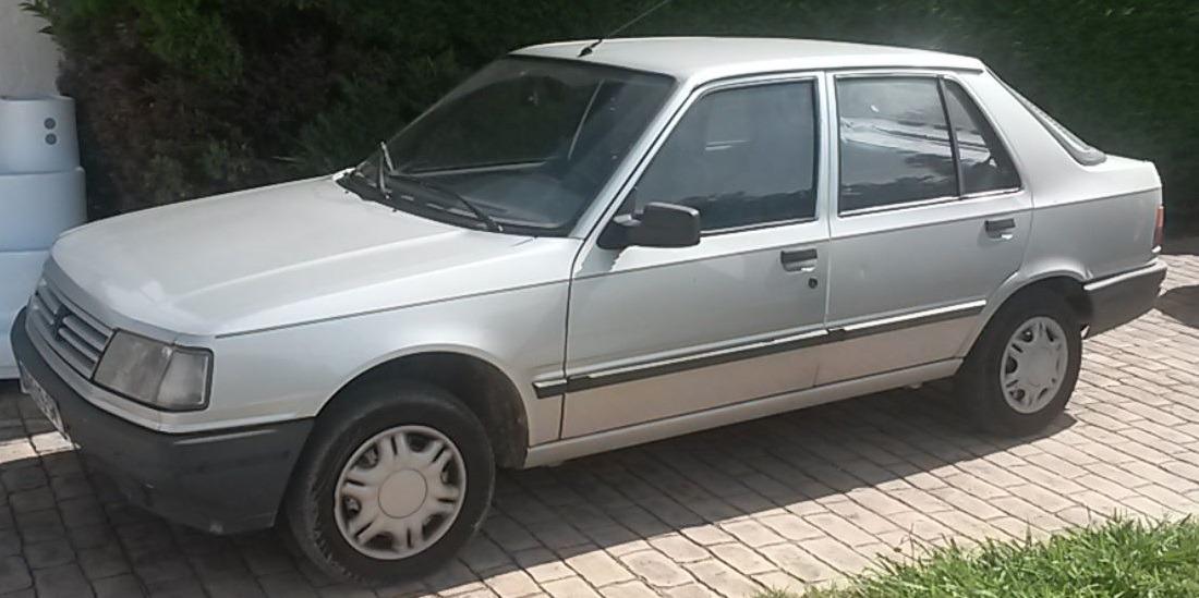 Peugeot 309 1989 à Gignac-la-Nerthe