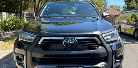 Toyota HILUX 2023