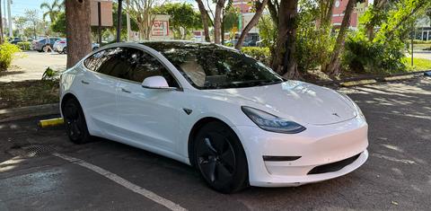 Tesla Model 3 2018