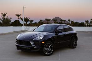 Porsche Macan car