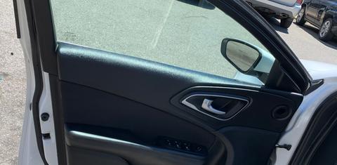 Chrysler 200 2015