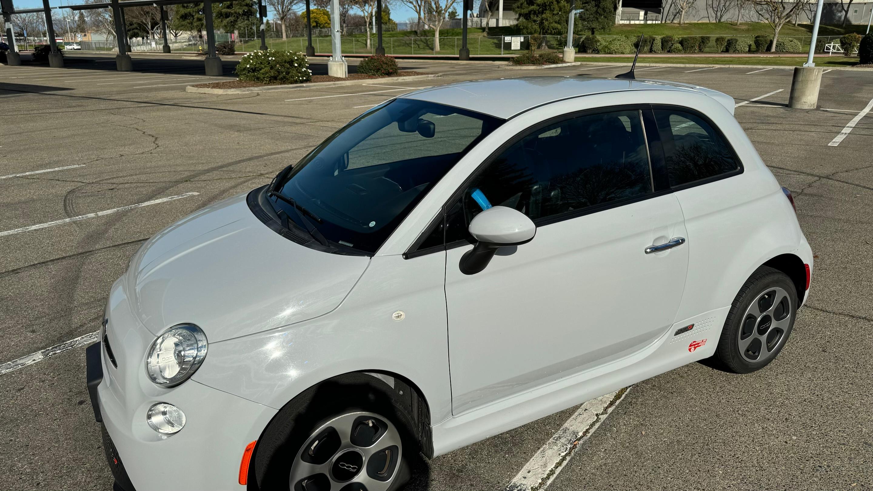 FIAT 500e 2017 in Clovis, CA