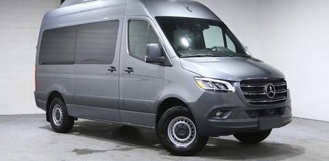 Mercedes-Benz Sprinter 2024