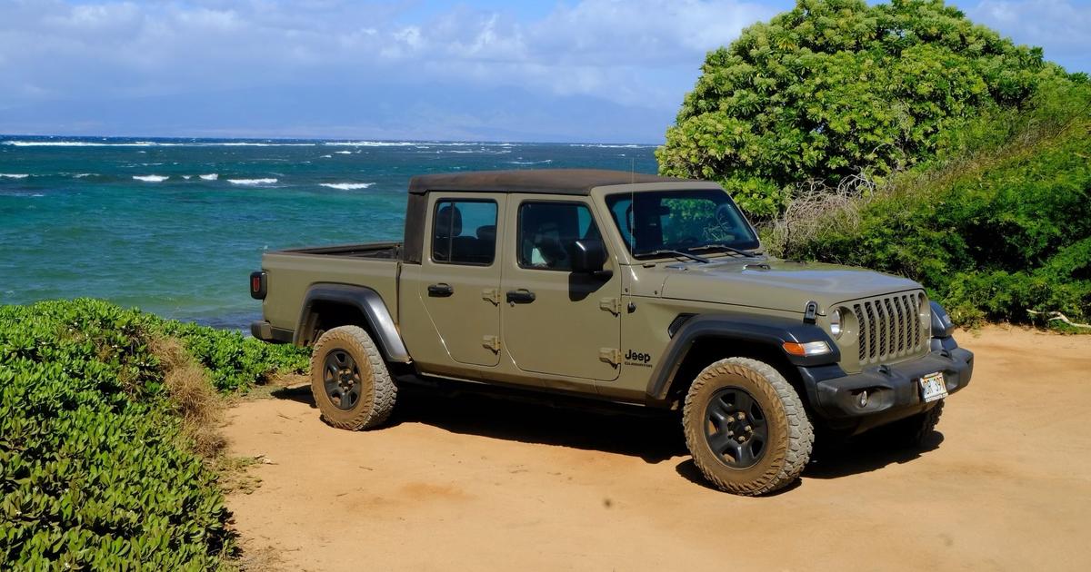 Jeep Gladiator 2020 rental in Lanai City, HI by Lauren A. Turo