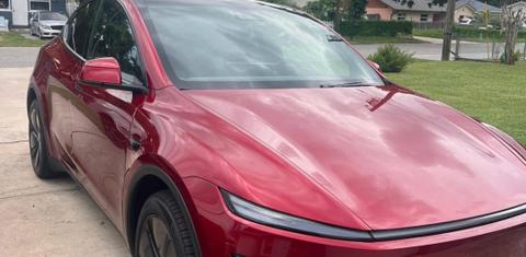 Tesla Model Y 2026