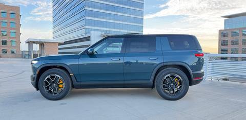 Rivian R2 2027