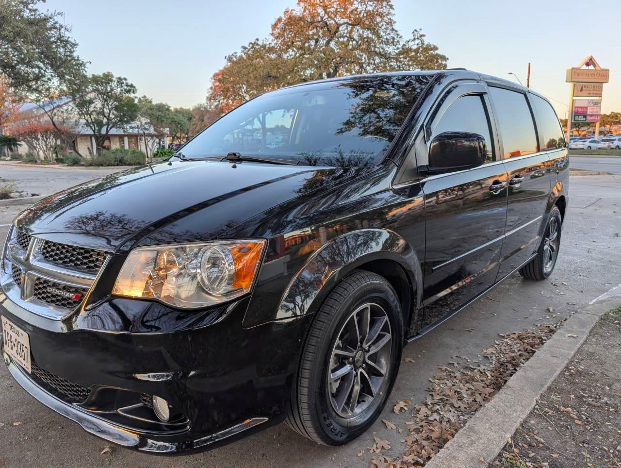 Dodge Grand Caravan 2016 in San Antonio, TX