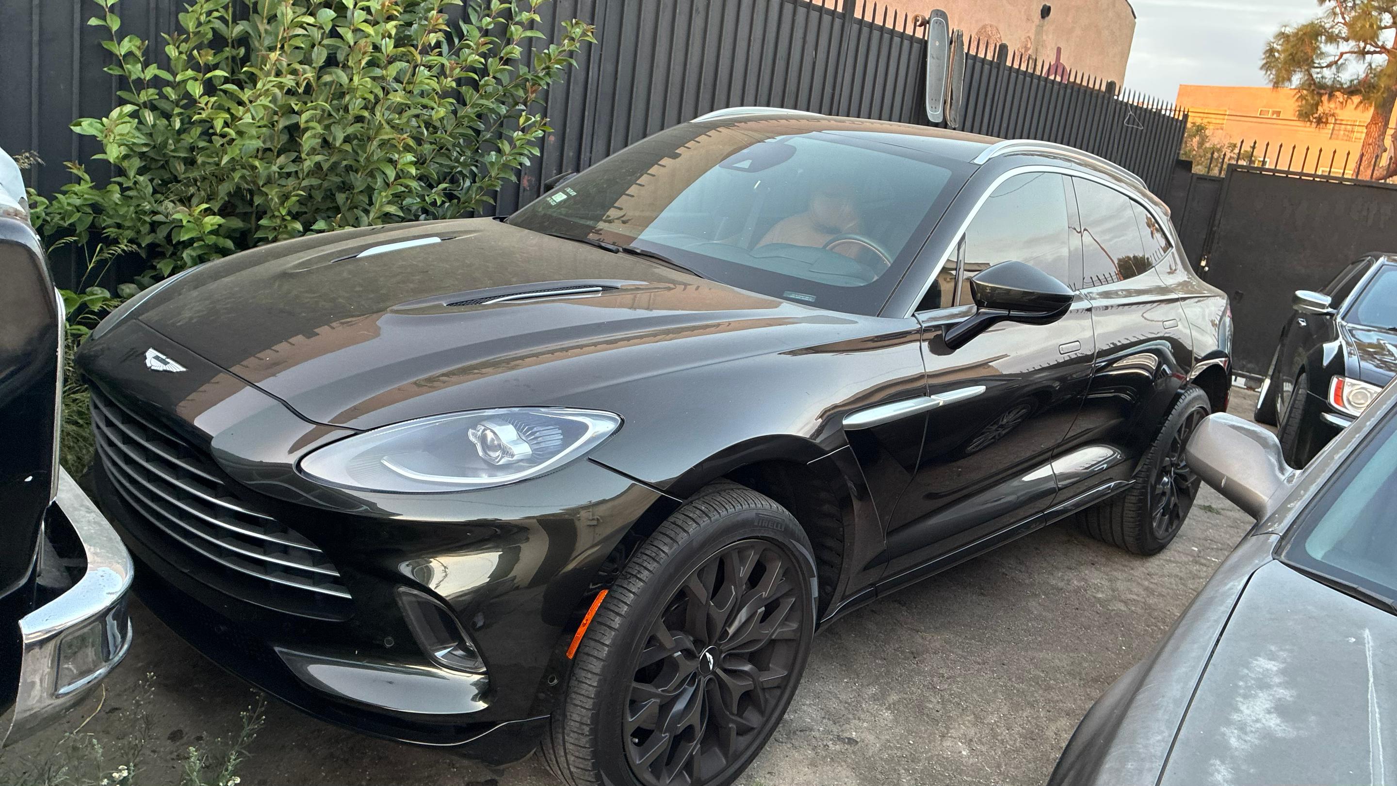 Aston Martin DBX 2021 in Los Angeles, CA
