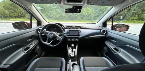 Nissan Versa 2024