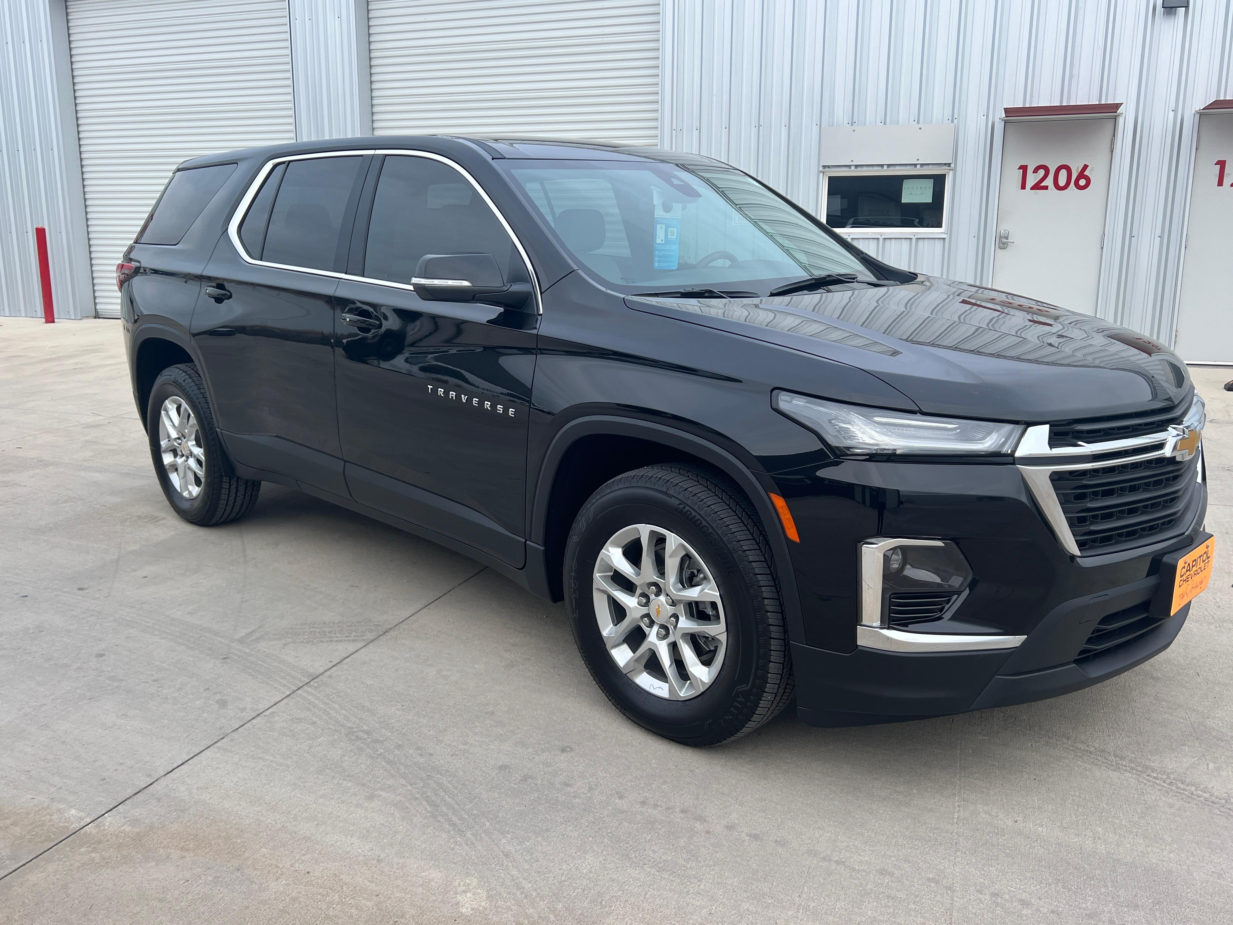 Chevrolet Traverse 2023 in Maxwell, TX