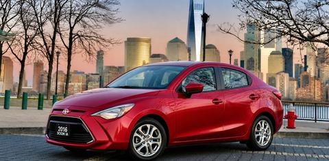 Scion iA 2016