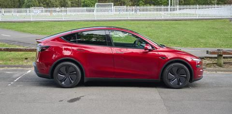 Tesla Model Y 2026