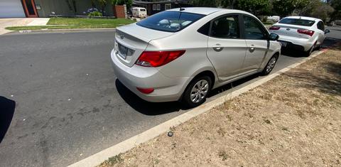 Hyundai Accent 2015
