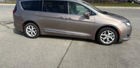Chrysler Pacifica 2017