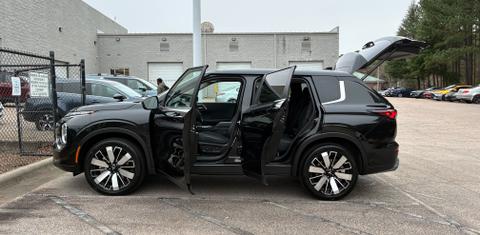 Mitsubishi Outlander 2025