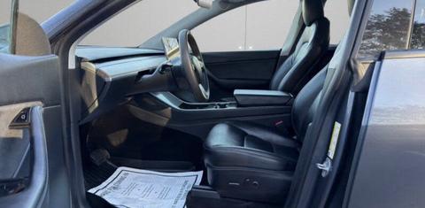 Tesla Model Y 2021