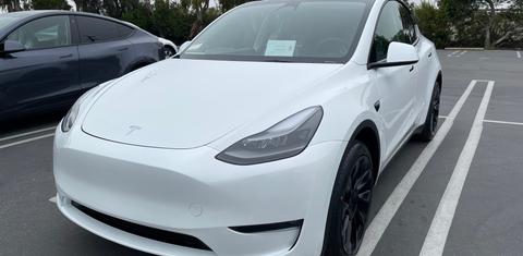 Tesla Model Y 2023