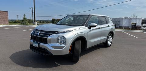Mitsubishi Outlander 2025