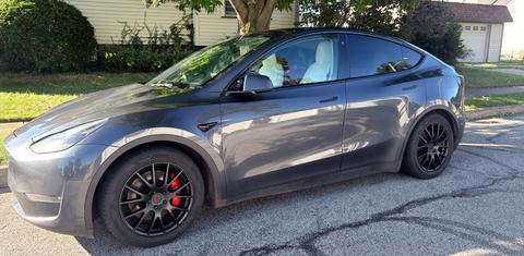 Tesla Model Y 2022