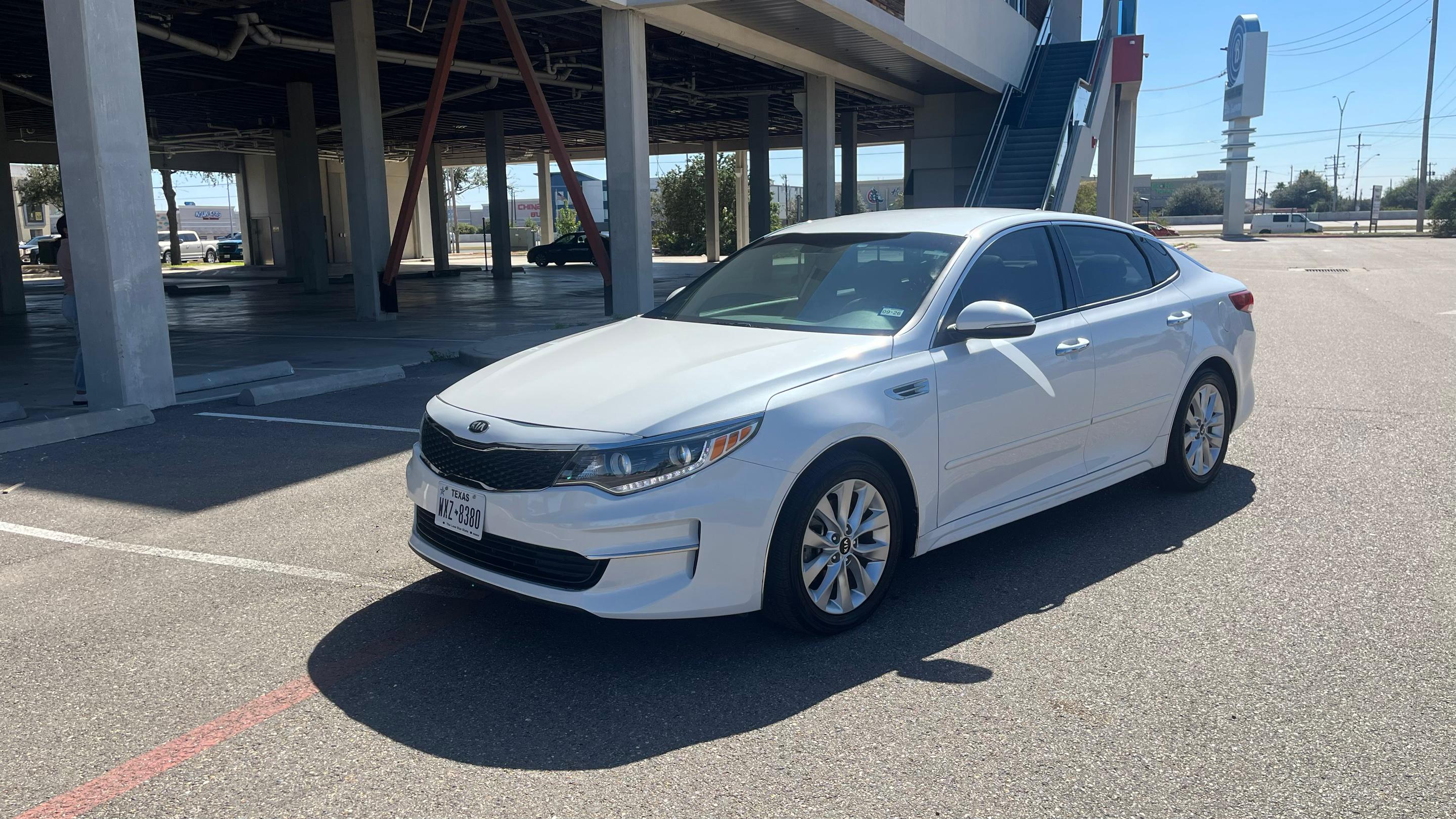 Kia Optima 2017 in Mission, TX