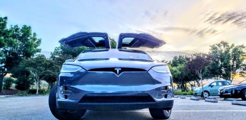 Tesla Model X 2019