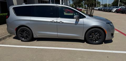 Chrysler Pacifica 2019