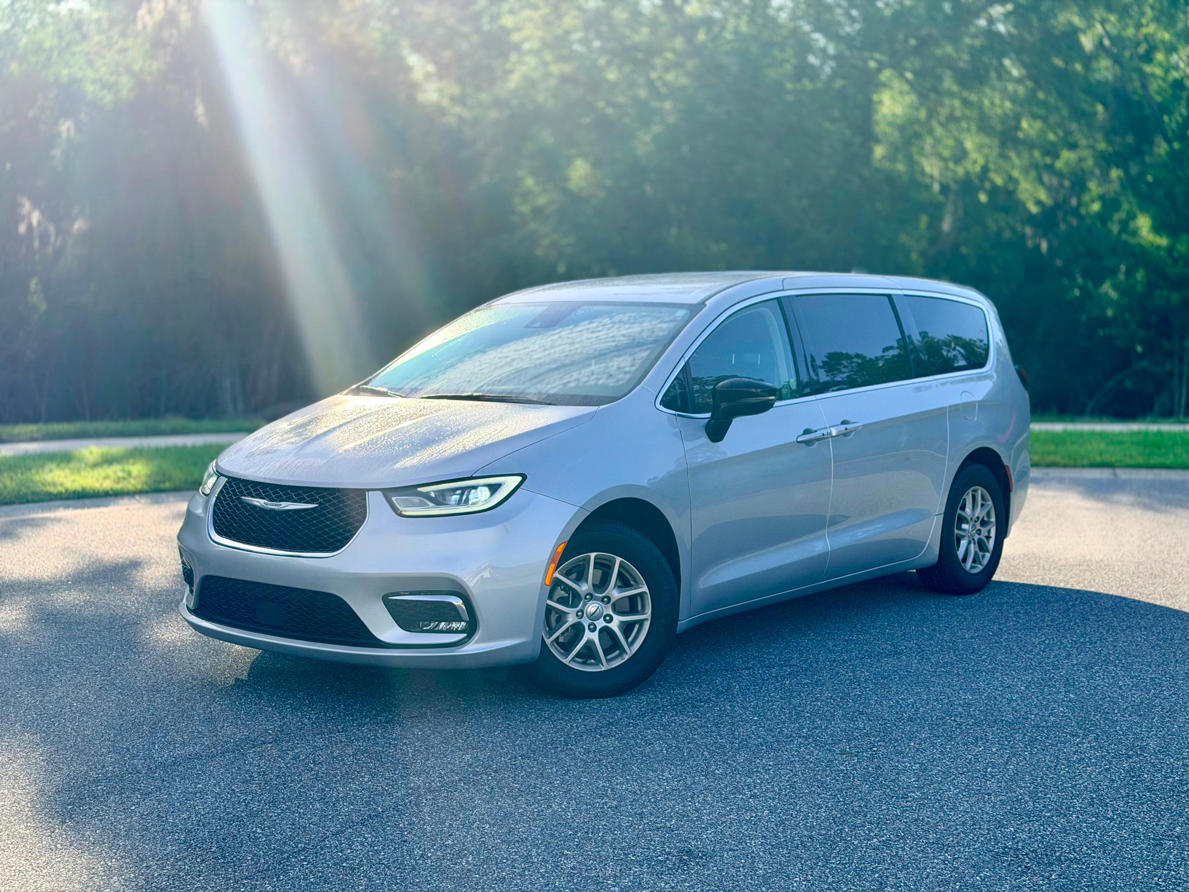 Chrysler Pacifica 2024 in Winter Garden, FL