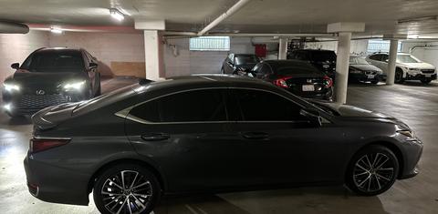 Lexus ES 2025
