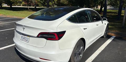 Tesla Model 3 2020