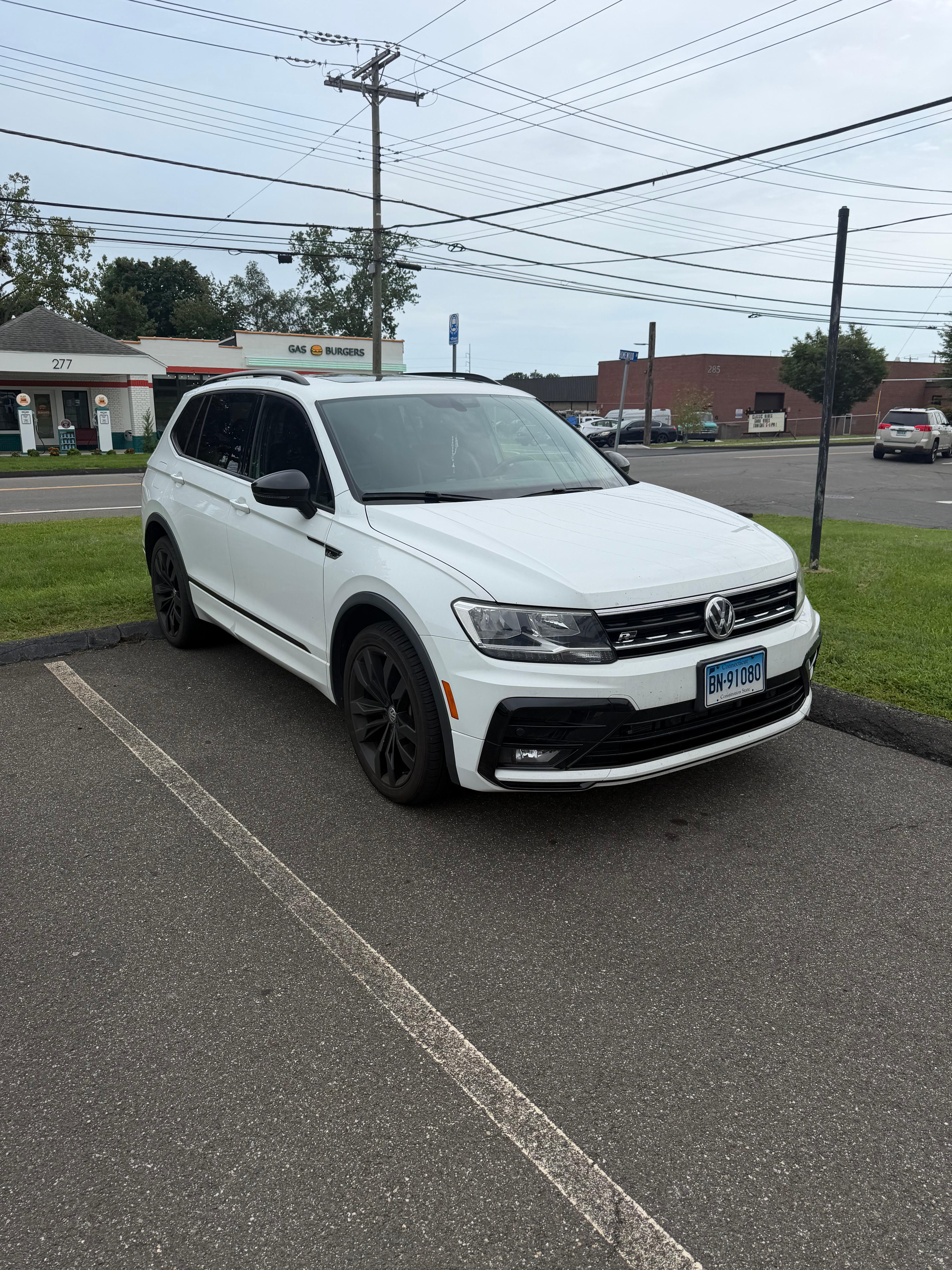 Volkswagen Tiguan 2021 in North Haven, CT