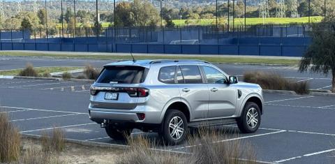 Ford EVEREST 2024