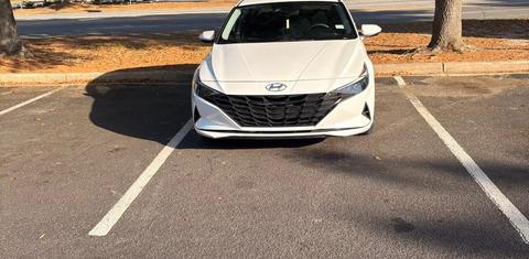Hyundai Elantra 2023