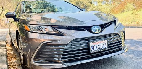 Toyota Camry Hybrid 2023