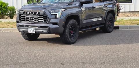 Toyota Sequoia 2023