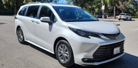 Toyota Sienna 2026