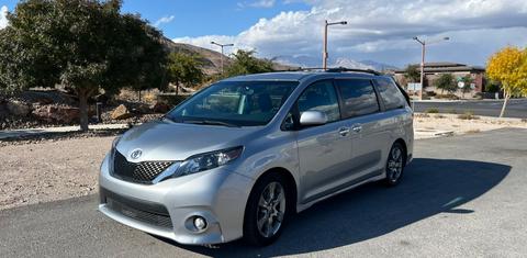 Toyota Sienna 2014