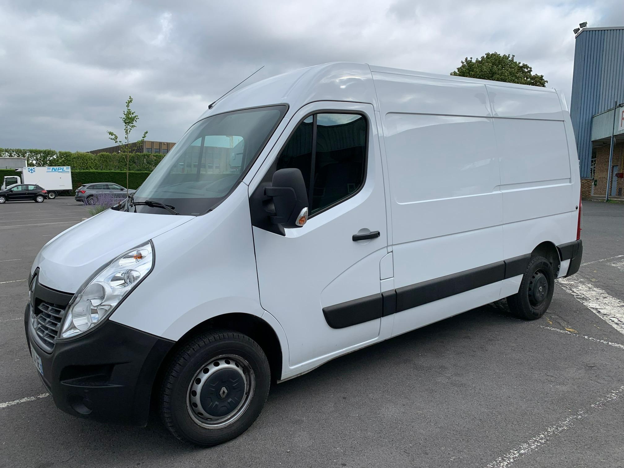 Renault MASTER 2019 à Neuville-en-Ferrain