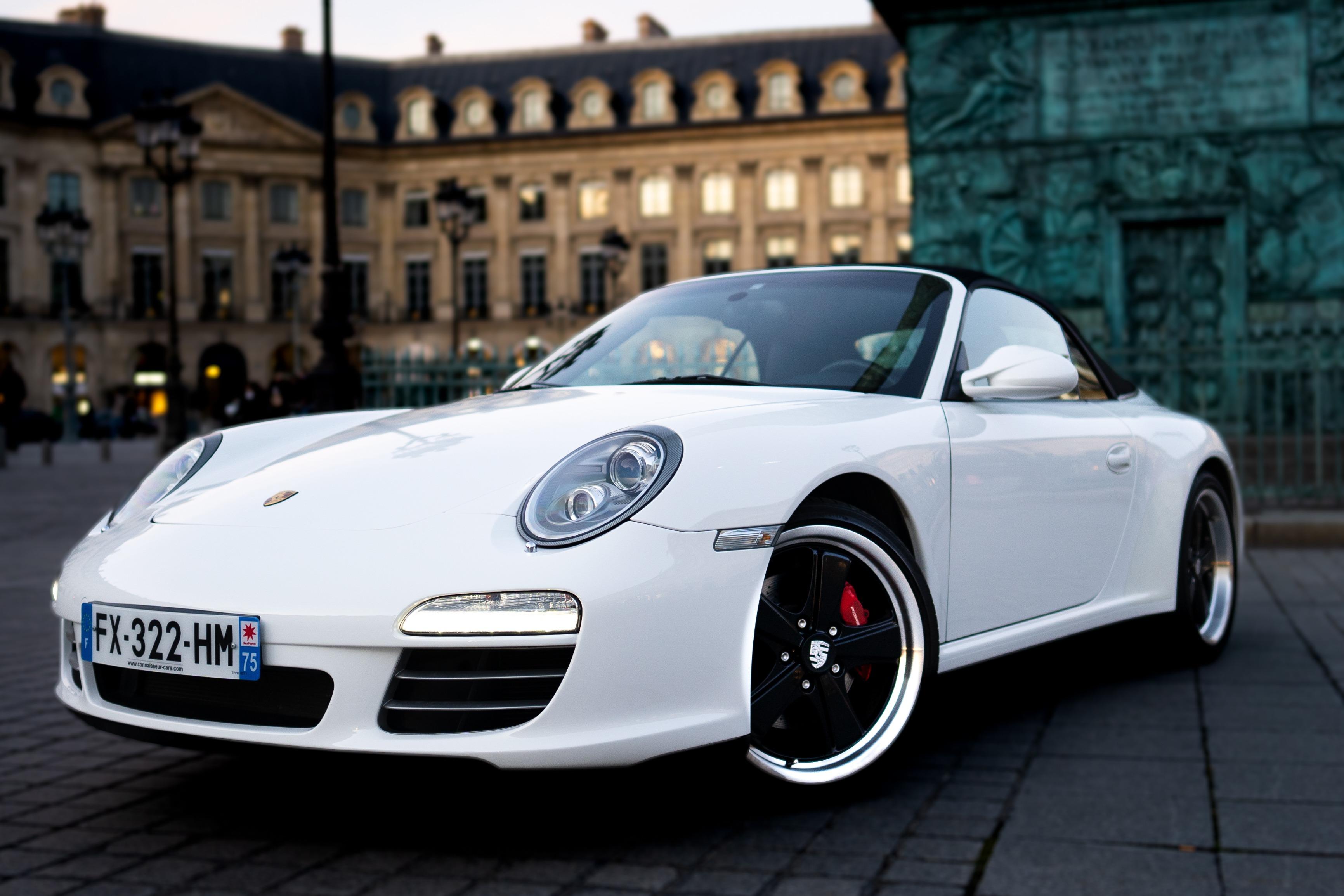 Porsche 911 2012 à Paris