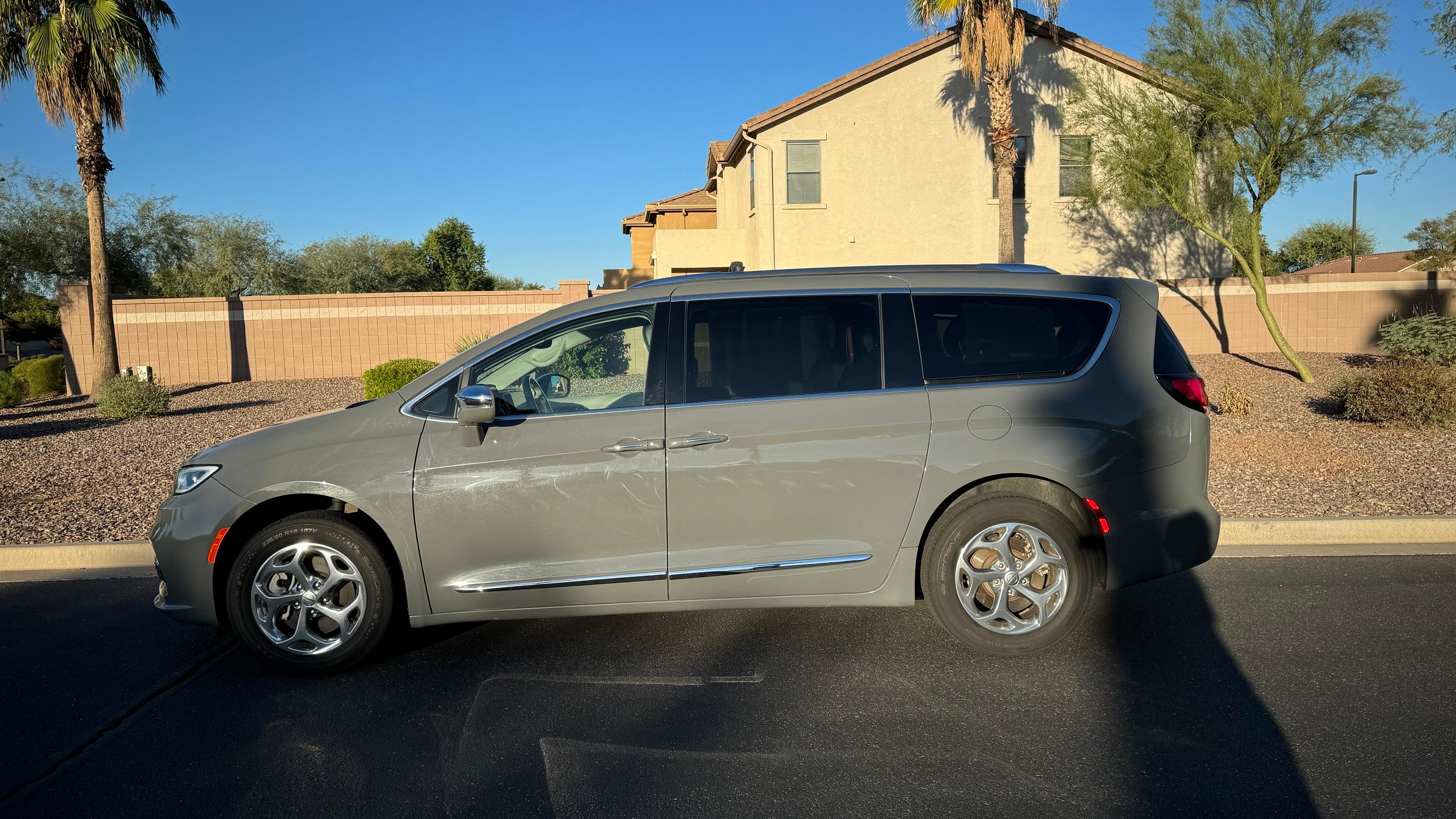 Chrysler Pacifica 2021 in Gilbert, AZ