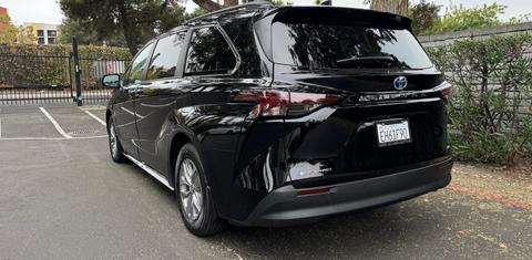 Toyota Sienna 2025