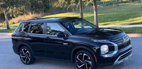 Mitsubishi Outlander PHEV 2023