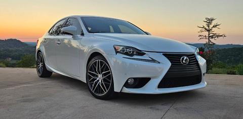 Lexus IS 2014