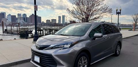 Toyota Sienna 2026