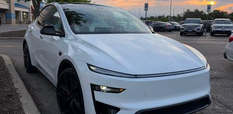 Tesla Model Y 2026