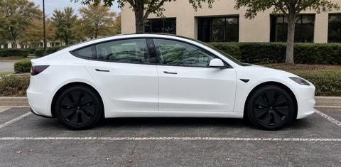 Tesla Model 3 2024