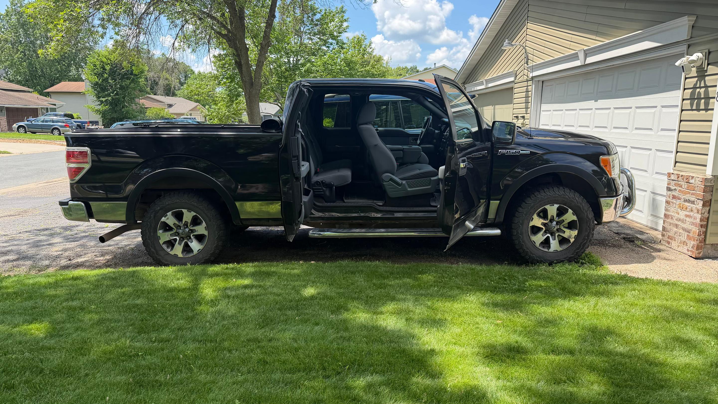 Ford F-150 2011 in Osseo, MN
