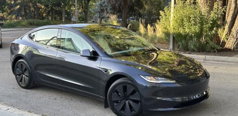 Tesla Model 3 2025