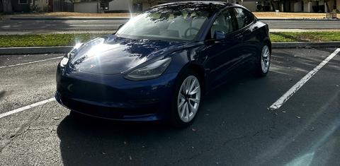 Tesla Model 3 2022